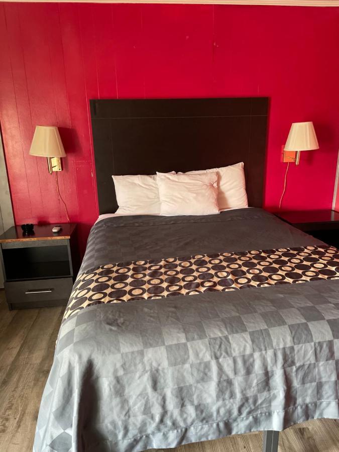 Budget Inn Монровілл Екстер'єр фото